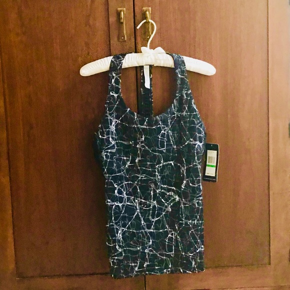 Andrew Marc Tops - NWT Women’s BLACK&WHITE tank top